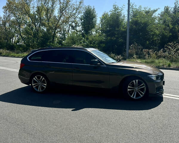 Коричневый БМВ 3 Серия, объемом двигателя 2 л и пробегом 256 тыс. км за 15000 $, фото 9 на Automoto.ua