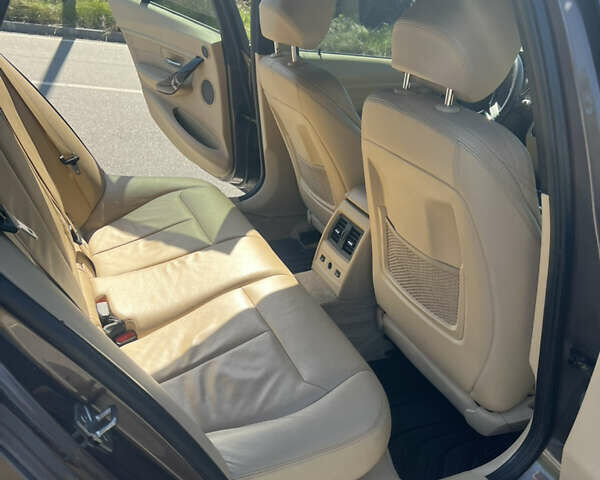 Коричневый БМВ 3 Серия, объемом двигателя 2 л и пробегом 256 тыс. км за 15000 $, фото 16 на Automoto.ua