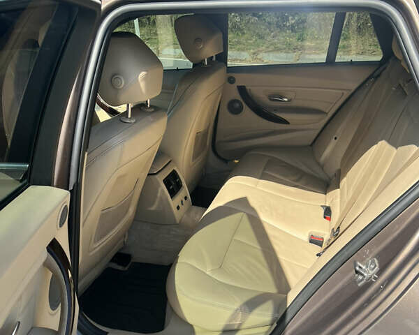 Коричневый БМВ 3 Серия, объемом двигателя 2 л и пробегом 256 тыс. км за 15000 $, фото 13 на Automoto.ua