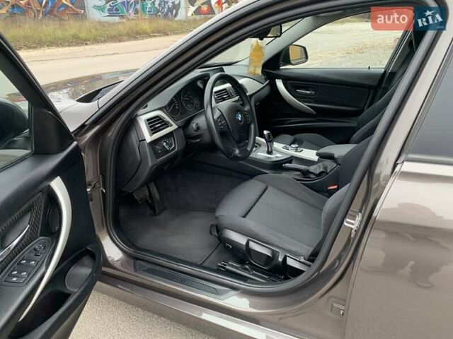 Коричневий БМВ 3 Серія, об'ємом двигуна 2 л та пробігом 219 тис. км за 14500 $, фото 28 на Automoto.ua
