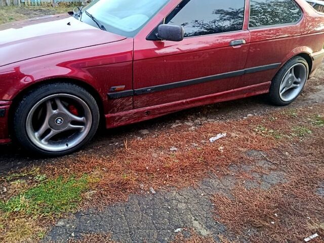 Червоний БМВ 3 Серія, об'ємом двигуна 1.6 л та пробігом 0 тис. км за 3000 $, фото 4 на Automoto.ua