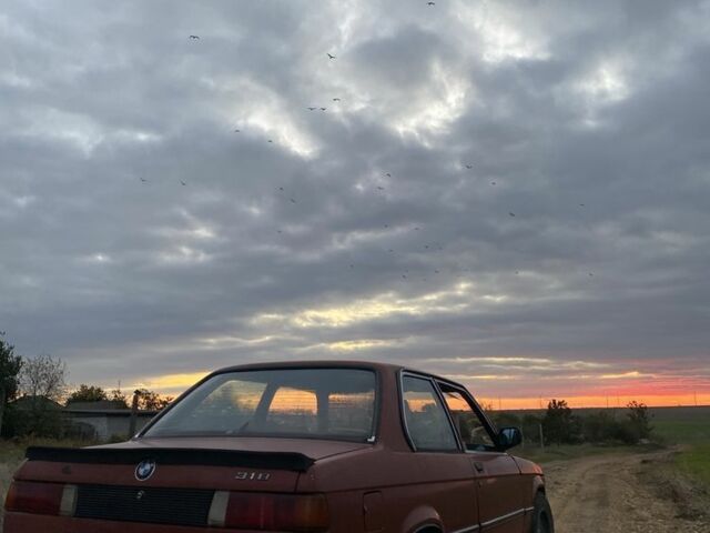 Красный БМВ 3 Серия, объемом двигателя 2.8 л и пробегом 1000 тыс. км за 1393 $, фото 3 на Automoto.ua