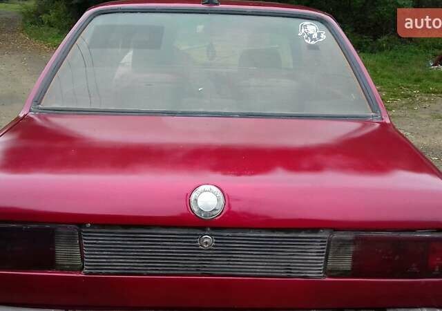 Красный БМВ 3 Серия, объемом двигателя 1.8 л и пробегом 215 тыс. км за 1250 $, фото 2 на Automoto.ua