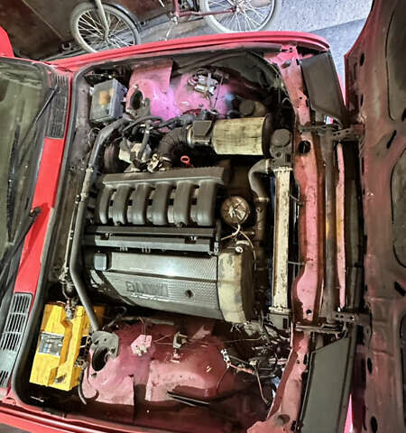 БМВ 3 Серия 1983 в Першотравенске на Automoto.ua Красный БМВ 3 Серия, объемом двигателя 1.8 л и пробегом 200 тыс. км за 3100 $, фото 9 на Automoto.ua