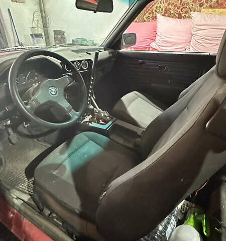 БМВ 3 Серия 1983 в Першотравенске на Automoto.ua Красный БМВ 3 Серия, объемом двигателя 1.8 л и пробегом 200 тыс. км за 3100 $, фото 13 на Automoto.ua