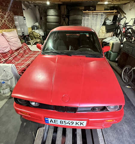 БМВ 3 Серия 1983 в Першотравенске на Automoto.ua Красный БМВ 3 Серия, объемом двигателя 1.8 л и пробегом 200 тыс. км за 3100 $, фото 5 на Automoto.ua