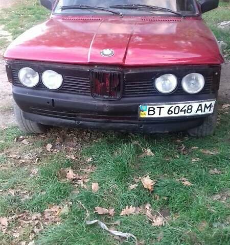 Красный БМВ 3 Серия, объемом двигателя 1.8 л и пробегом 215 тыс. км за 1250 $, фото 12 на Automoto.ua