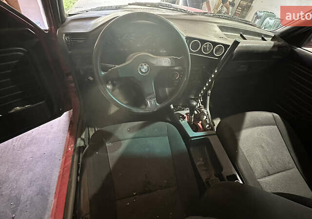 БМВ 3 Серия 1983 в Першотравенске на Automoto.ua Красный БМВ 3 Серия, объемом двигателя 1.8 л и пробегом 200 тыс. км за 3100 $, фото 8 на Automoto.ua