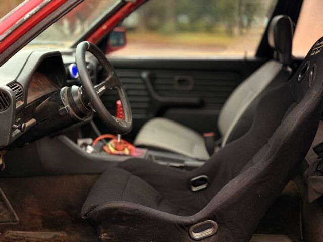 Червоний БМВ 3 Серія, об'ємом двигуна 1.8 л та пробігом 230 тис. км за 2000 $, фото 5 на Automoto.ua