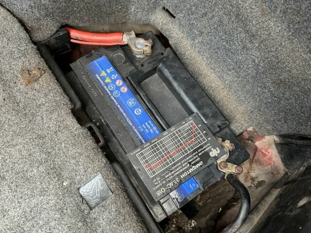 Красный БМВ 3 Серия, объемом двигателя 2.5 л и пробегом 3 тыс. км за 4700 $, фото 11 на Automoto.ua