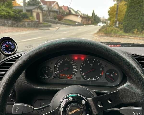 Красный БМВ 3 Серия, объемом двигателя 1.99 л и пробегом 3 тыс. км за 4700 $, фото 4 на Automoto.ua