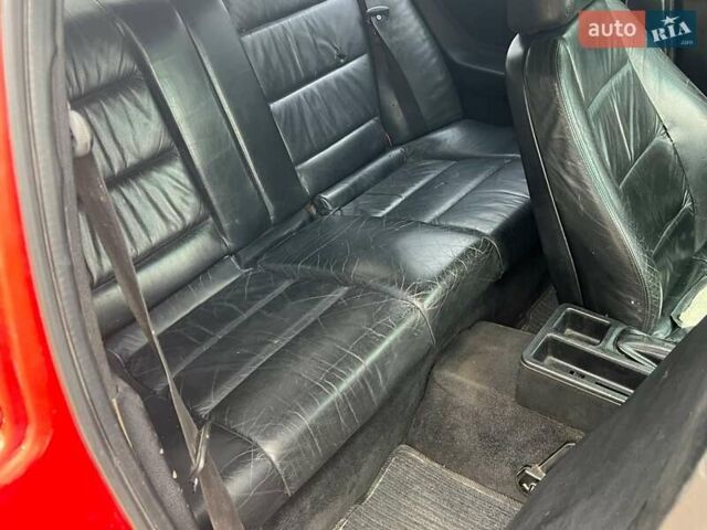 Красный БМВ 3 Серия, объемом двигателя 1.6 л и пробегом 280 тыс. км за 1850 $, фото 4 на Automoto.ua