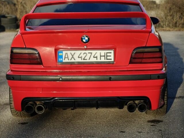 Красный БМВ 3 Серия, объемом двигателя 2.5 л и пробегом 240 тыс. км за 6000 $, фото 1 на Automoto.ua