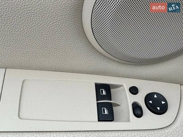 Червоний БМВ 3 Серія, об'ємом двигуна 2.98 л та пробігом 156 тис. км за 16490 $, фото 16 на Automoto.ua