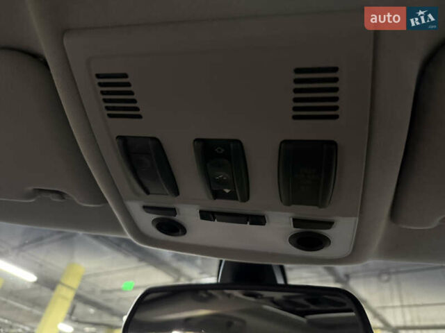 Красный БМВ 3 Серия, объемом двигателя 3 л и пробегом 94 тыс. км за 11000 $, фото 34 на Automoto.ua