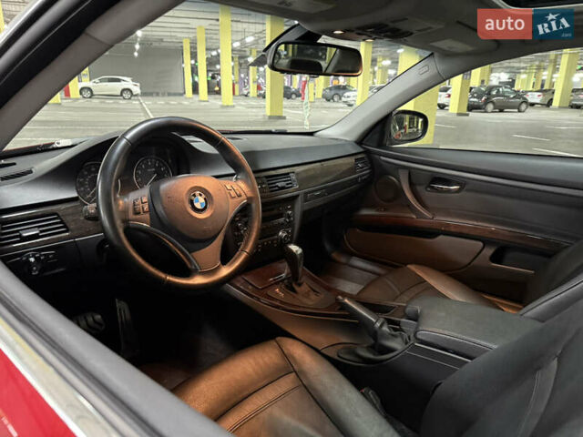 Красный БМВ 3 Серия, объемом двигателя 3 л и пробегом 94 тыс. км за 11000 $, фото 17 на Automoto.ua