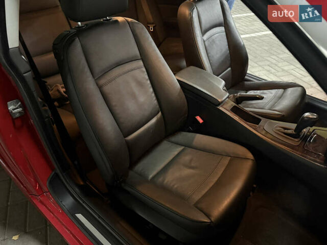 Красный БМВ 3 Серия, объемом двигателя 3 л и пробегом 94 тыс. км за 11000 $, фото 30 на Automoto.ua