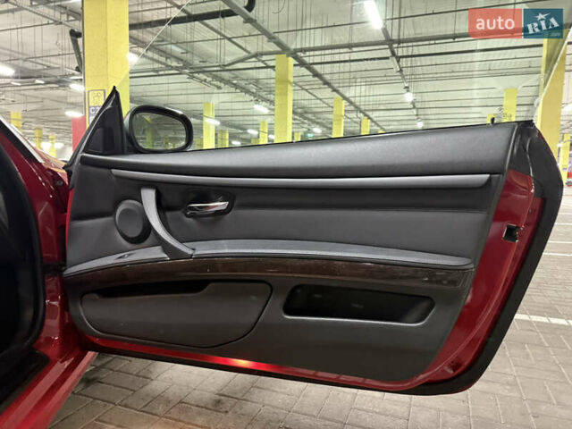Красный БМВ 3 Серия, объемом двигателя 3 л и пробегом 94 тыс. км за 11000 $, фото 28 на Automoto.ua