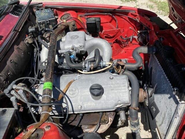 Красный БМВ 3 Серия, объемом двигателя 1.8 л и пробегом 297 тыс. км за 900 $, фото 6 на Automoto.ua