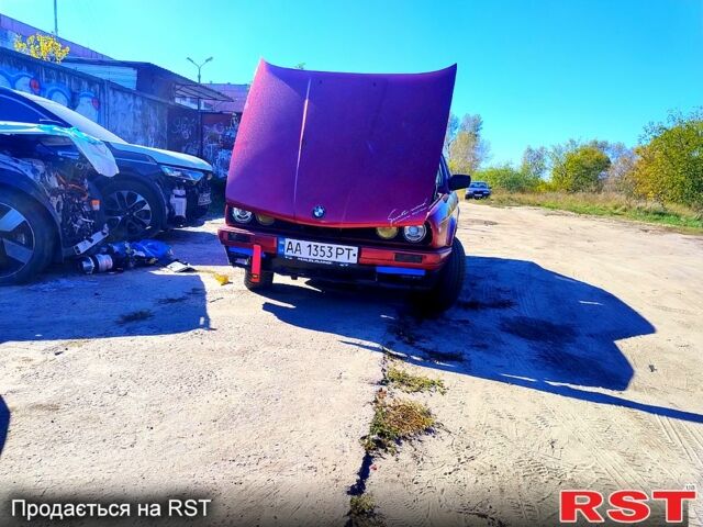 Червоний БМВ 3 Серія, об'ємом двигуна 1.8 л та пробігом 130 тис. км за 1500 $, фото 4 на Automoto.ua