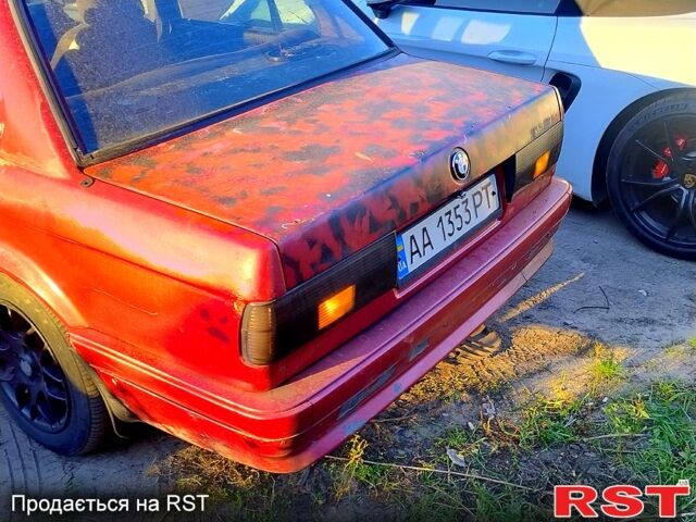 Червоний БМВ 3 Серія, об'ємом двигуна 1.8 л та пробігом 130 тис. км за 1500 $, фото 6 на Automoto.ua