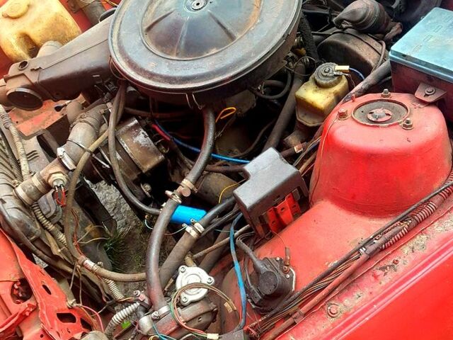 Красный БМВ 3 Серия, объемом двигателя 1.8 л и пробегом 170 тыс. км за 1300 $, фото 2 на Automoto.ua