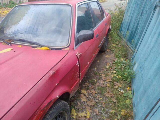 Червоний БМВ 3 Серія, об'ємом двигуна 1.8 л та пробігом 333 тис. км за 1200 $, фото 3 на Automoto.ua