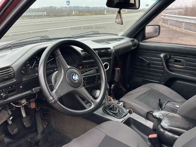 Красный БМВ 3 Серия, объемом двигателя 1.8 л и пробегом 1 тыс. км за 2999 $, фото 10 на Automoto.ua