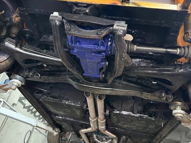 Червоний БМВ 3 Серія, об'ємом двигуна 2.4 л та пробігом 1 тис. км за 9999 $, фото 3 на Automoto.ua