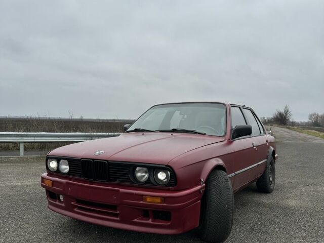 Красный БМВ 3 Серия, объемом двигателя 1.8 л и пробегом 1 тыс. км за 2999 $, фото 2 на Automoto.ua