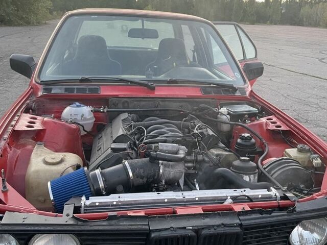 Красный БМВ 3 Серия, объемом двигателя 1.8 л и пробегом 100 тыс. км за 9500 $, фото 7 на Automoto.ua