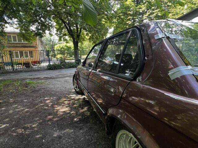 Червоний БМВ 3 Серія, об'ємом двигуна 2.8 л та пробігом 111 тис. км за 990 $, фото 5 на Automoto.ua