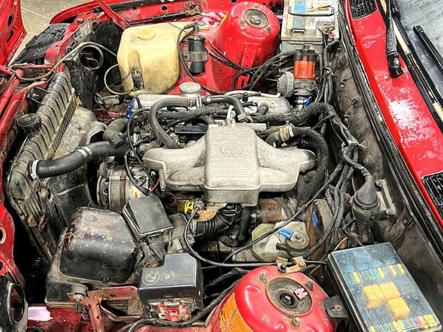 Красный БМВ 3 Серия, объемом двигателя 1.8 л и пробегом 260 тыс. км за 1750 $, фото 8 на Automoto.ua