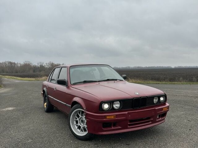 Красный БМВ 3 Серия, объемом двигателя 1.8 л и пробегом 1 тыс. км за 2999 $, фото 1 на Automoto.ua