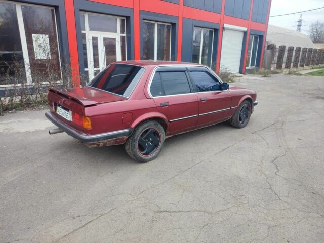 Красный БМВ 3 Серия, объемом двигателя 2.4 л и пробегом 260 тыс. км за 1100 $, фото 6 на Automoto.ua