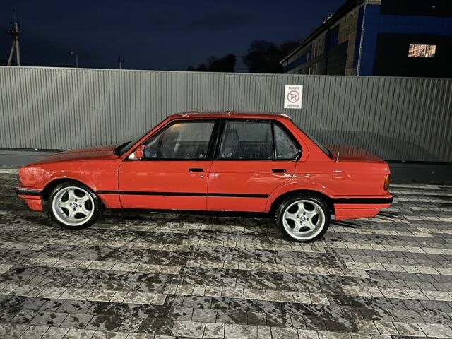 Красный БМВ 3 Серия, объемом двигателя 1.6 л и пробегом 300 тыс. км за 1900 $, фото 2 на Automoto.ua