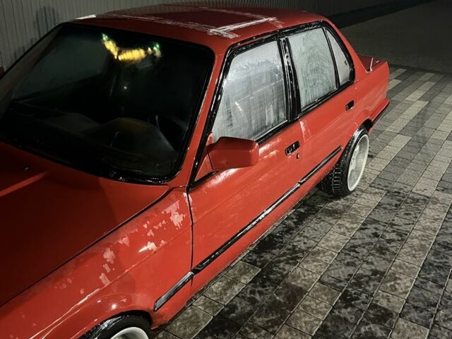 Красный БМВ 3 Серия, объемом двигателя 1.6 л и пробегом 300 тыс. км за 1900 $, фото 3 на Automoto.ua