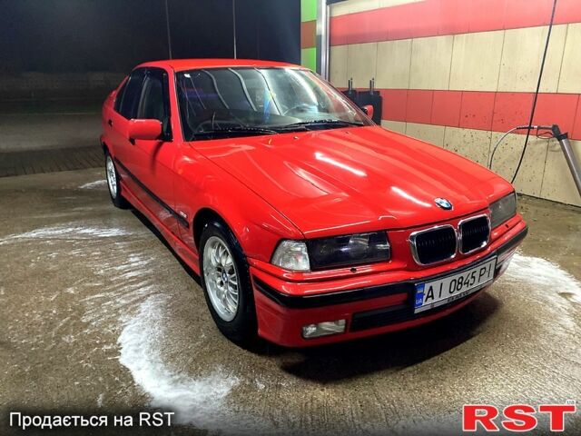 Червоний БМВ 3 Серія, об'ємом двигуна 1.8 л та пробігом 460 тис. км за 2800 $, фото 5 на Automoto.ua