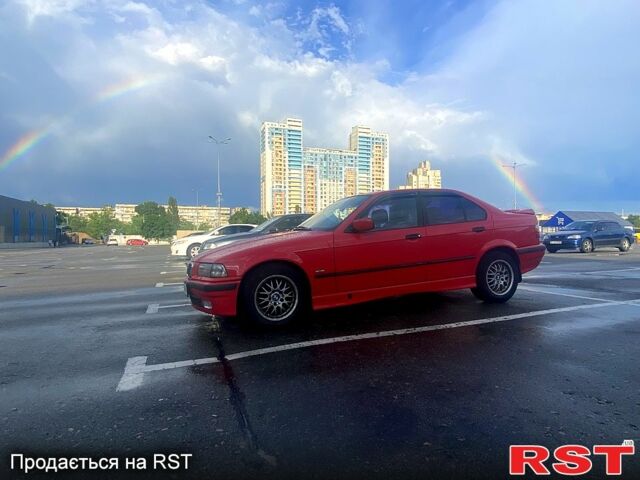 Червоний БМВ 3 Серія, об'ємом двигуна 1.8 л та пробігом 460 тис. км за 2800 $, фото 1 на Automoto.ua