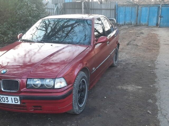 Красный БМВ 3 Серия, объемом двигателя 1.8 л и пробегом 380 тыс. км за 2502 $, фото 2 на Automoto.ua