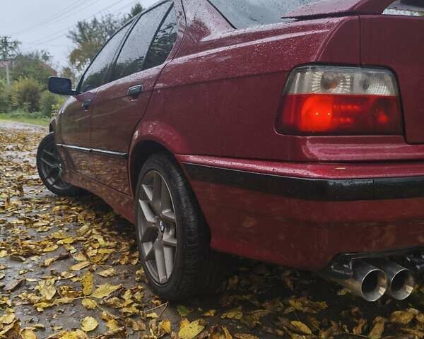 Червоний БМВ 3 Серія, об'ємом двигуна 2 л та пробігом 300 тис. км за 4600 $, фото 27 на Automoto.ua