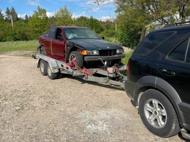 Красный БМВ 3 Серия, объемом двигателя 0 л и пробегом 666 тыс. км за 4000 $, фото 14 на Automoto.ua