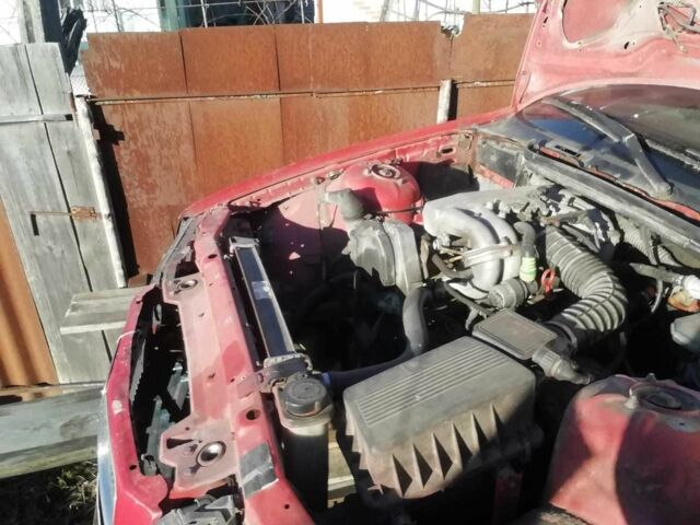 Красный БМВ 3 Серия, объемом двигателя 1.6 л и пробегом 250 тыс. км за 1542 $, фото 8 на Automoto.ua