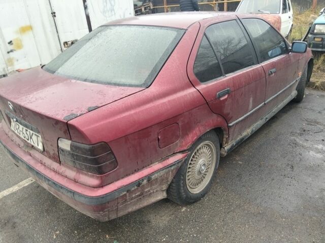 Червоний БМВ 3 Серія, об'ємом двигуна 0 л та пробігом 217 тис. км за 750 $, фото 4 на Automoto.ua