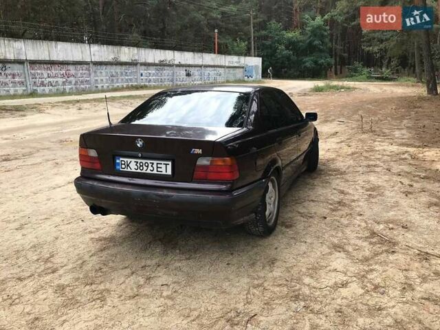 Червоний БМВ 3 Серія, об'ємом двигуна 2.01 л та пробігом 333 тис. км за 2200 $, фото 9 на Automoto.ua
