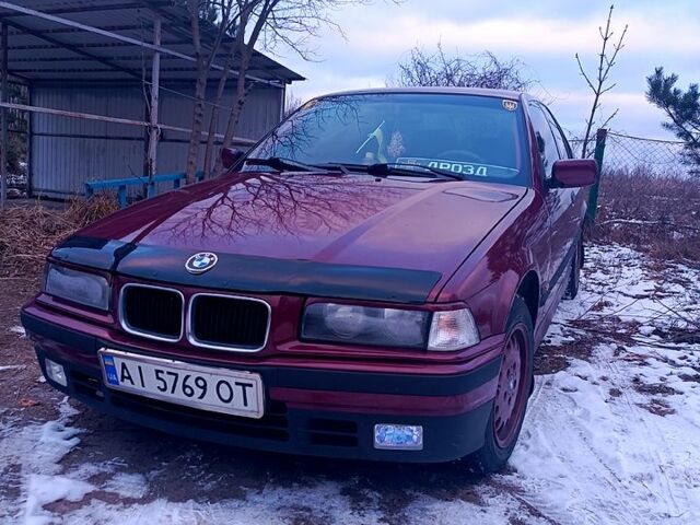 Червоний БМВ 3 Серія, об'ємом двигуна 1.8 л та пробігом 0 тис. км за 3000 $, фото 4 на Automoto.ua