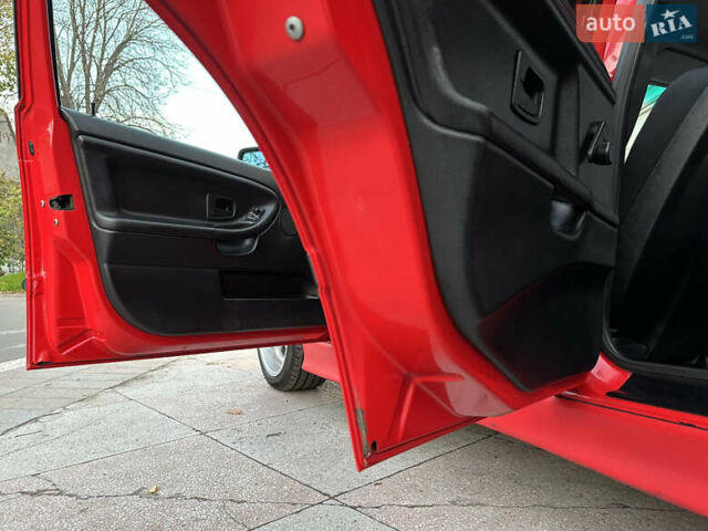 Червоний БМВ 3 Серія, об'ємом двигуна 2 л та пробігом 400 тис. км за 3600 $, фото 16 на Automoto.ua