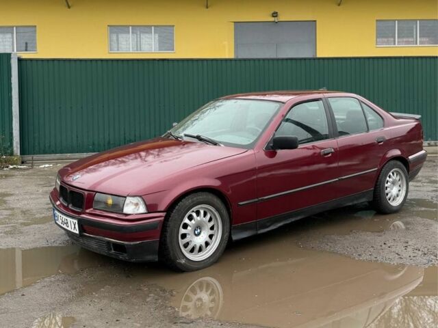 Красный БМВ 3 Серия, объемом двигателя 1.8 л и пробегом 500 тыс. км за 2250 $, фото 5 на Automoto.ua