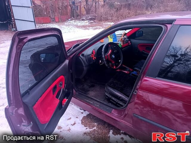 Червоний БМВ 3 Серія, об'ємом двигуна 1.8 л та пробігом 0 тис. км за 3000 $, фото 5 на Automoto.ua