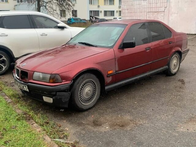 Красный БМВ 3 Серия, объемом двигателя 0 л и пробегом 360 тыс. км за 1660 $, фото 6 на Automoto.ua